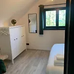 Douillets A L'oree Des Bois. بيت للعطل Houyet